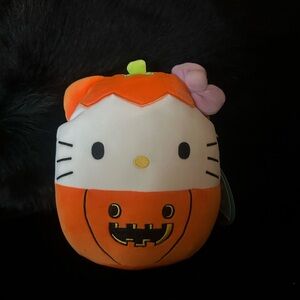 Halloween edition hello kitty
